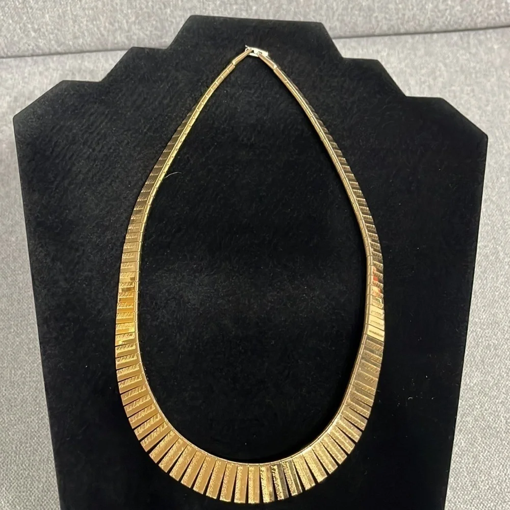 NAPIER :: NECKLACE - Picture 4 of 7